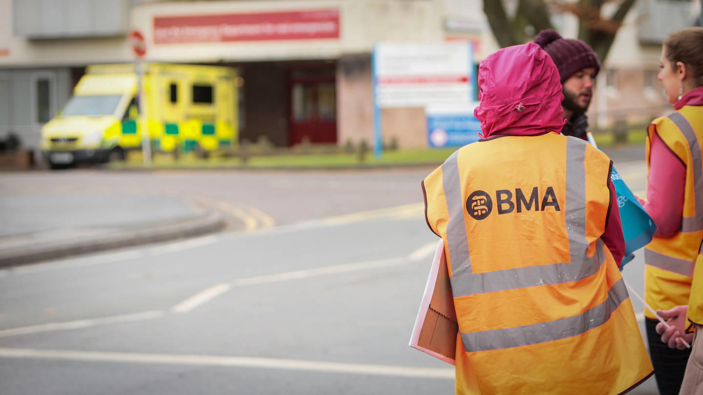 Picket Line High Viz 14700 8