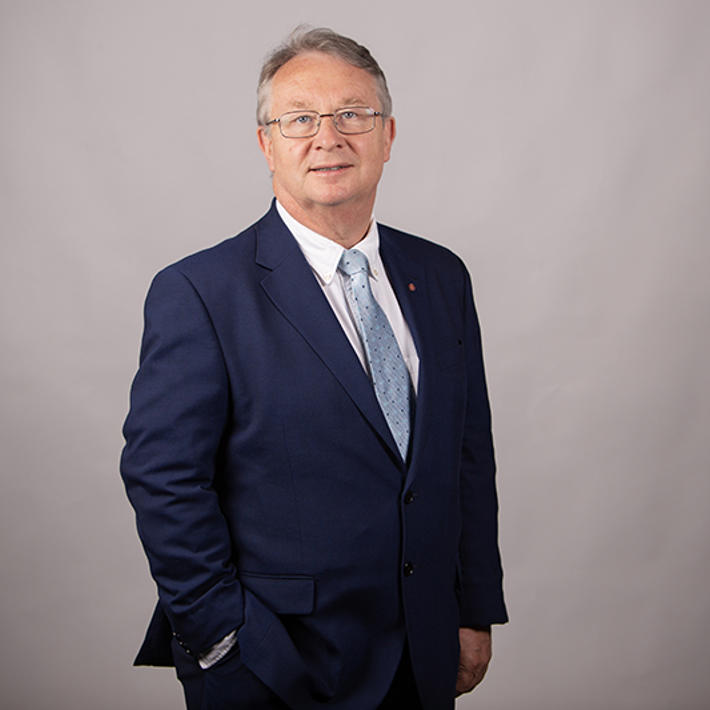 Martin mckee